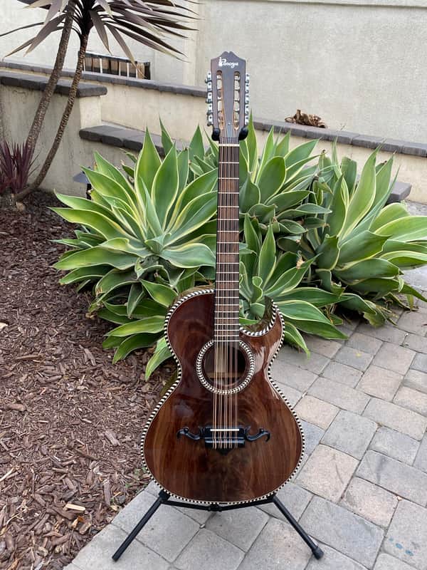Pasaye Bajo Quinto/ Maple image 1