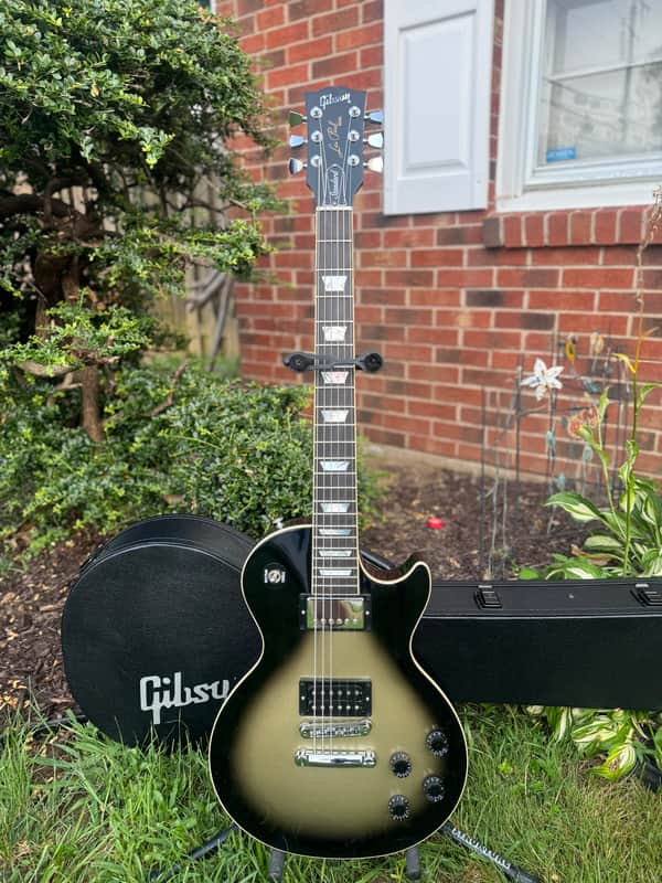 Gibson Adam Jones Signature Les Paul Standard 2022 - Present - Antique Silverburst