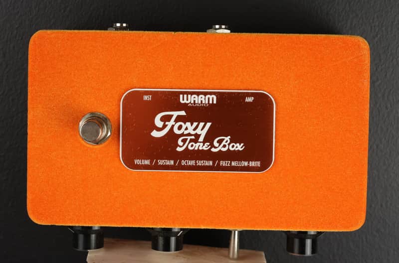 Immagine Warm Audio Foxy Tone Box Fuzz Demo mint - 1