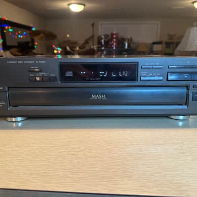 Technics SL-PD627 Compact Disc Changer - 5 Disc -  Black - Tested *NEW BELTS* image 2