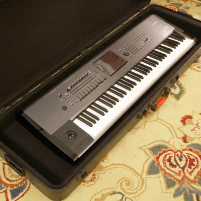 Korg Kronos 73 with Gator case image 11