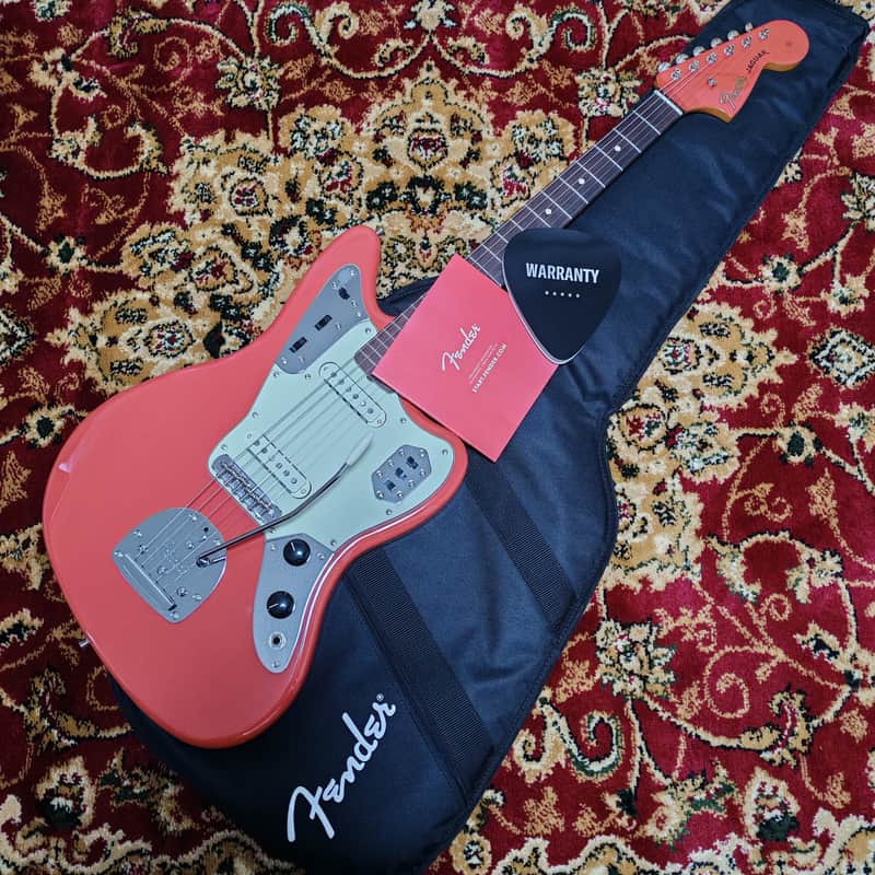 *NEW IN BOX* 2026 Fender Japan FSR Traditional II Late '60s Jaguar Fiesta Red with Matching Headstock, USA Pure Vintage Pickups, Alder Body, MIJ JD25, Limited Edition 🔥