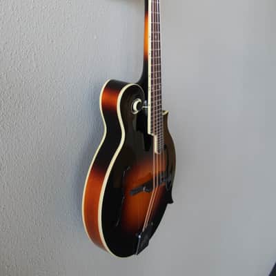 Brand New The Loar LM-520 Hand Carved F-Style Performer Mandolin - Vintage Sunburst image 3