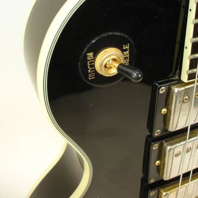 2003 Epiphone Les Paul Custom "Black Beauty" Electric Guitar, Gold Hardware, Ebony image 8