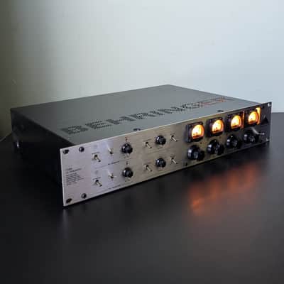Behringer T1953 Tube Ultragain Preamp Studio Rack Unit Bild 2