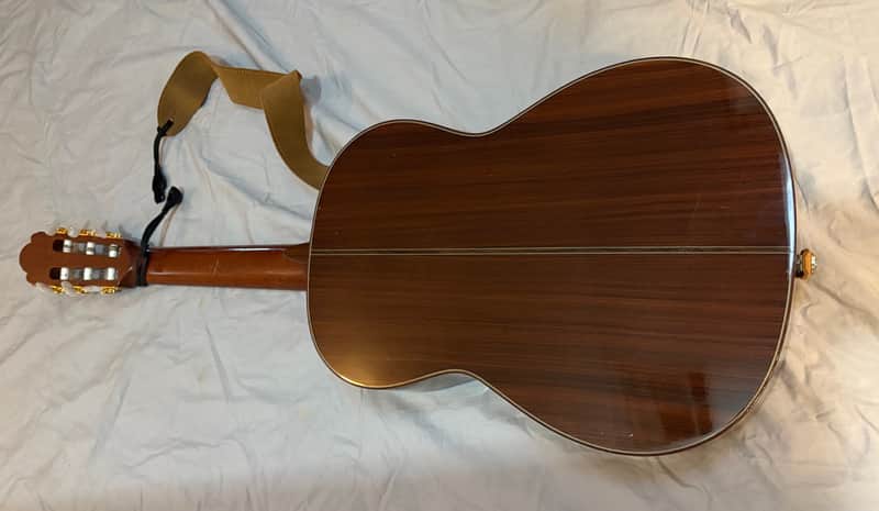 Ryoji Matsuoka 6 string classical guitar Model MH-150 w/case image 1