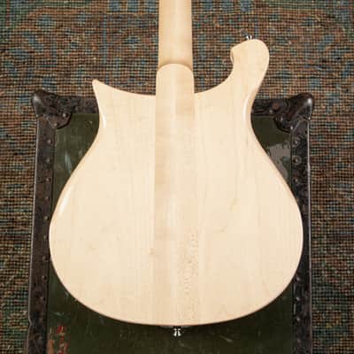 2026 Rickenbacker Model 620 MG maple Glow w/original case image 8
