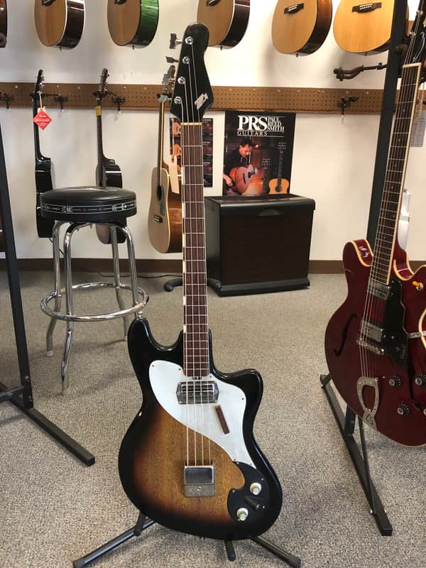 Zenon Bass 60's Sunburst | Reverb