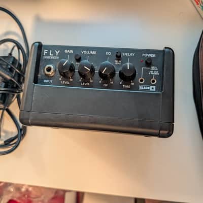 Blackstar Fly 3 3-Watt 1x3" Battery-Powered Mini Guitar Combo 2014 - Present - Black image 3