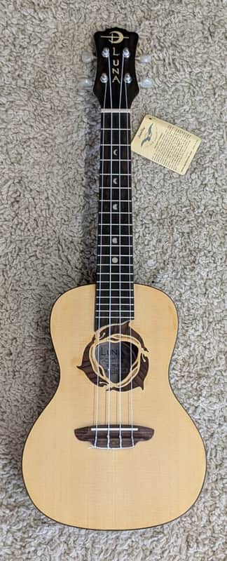 Luna Uke Dolphin Concert Spruce Top Ukulele with gig bag - Demo image 1
