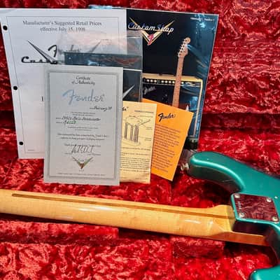 1999 Fender Cunetto Relic Stratocaster — Sherwood Green (Ultra Rare), John Cruz, Collector Condition, Full Set image 11