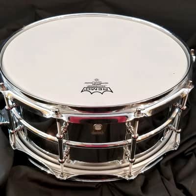 Ludwig LB402BTWM Brass Edition Supraphonic 6.5x14" Snare Drum with Tube Lugs, and P-86 Millennium Strainer
