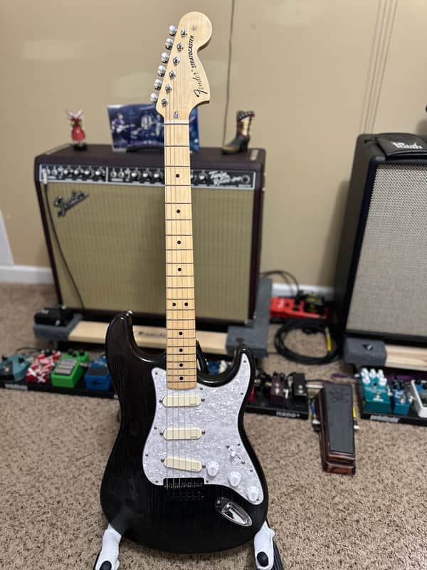 Warmoth Stratacaster 2025 - Trans Tint Black/ Gloss Poly image 1