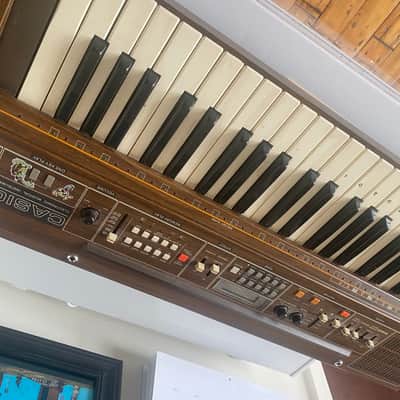 Casio CT-501 1990s - Keyboard with drum machine image 3