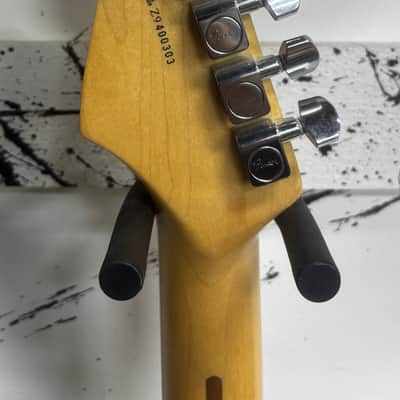 Fender American Standard Stratocaster with Maple Fretboard 2009 - 3-Color Sunburst image 6