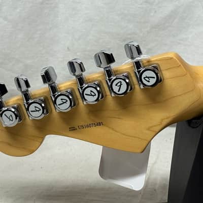 Fender American Professional Stratocaster HSS Shawbucker Guitar 2016 - 3-Color Sunburst / Maple Neck image 8