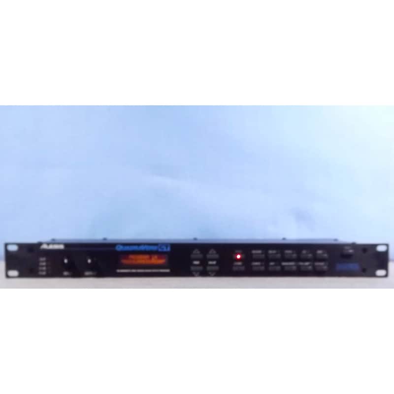 Alesis QuadraVerb GT 20k Bandwidth Simultaneous Guitar Effects