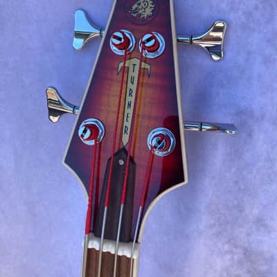 Rick Turner Model 1 Bass CP DLX Short Scale Custom 2021 Burst image 3