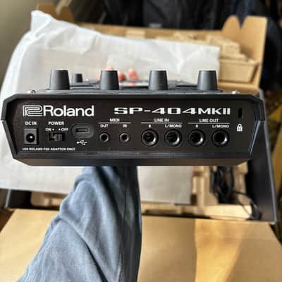 Roland SP-404MkII 2021 - Present - Gray image 4