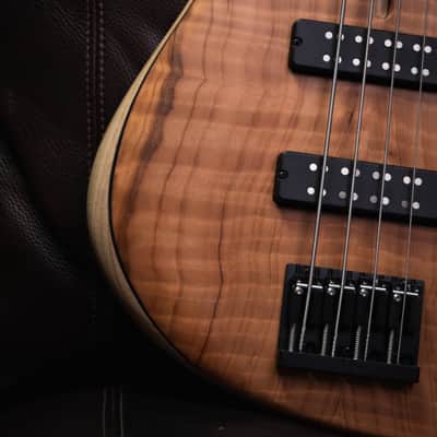 Fodera Emperor 4 Standard Special Figured Redwood 2025 (8.65 Lbs.) image 7