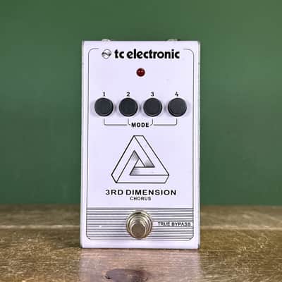 TC Electronic 3rd Dimension Chorus 2019 - Present - Purple image 2