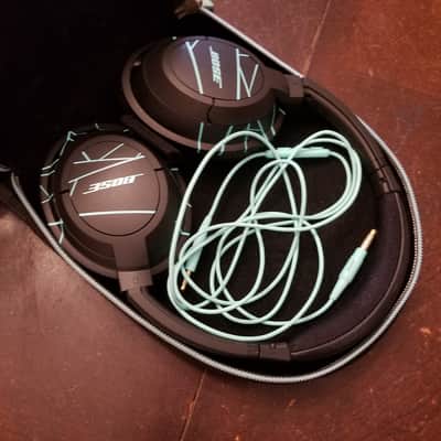 Bose SoundTrue Wired Headphones Around Ear Inline Remote Mic Case Mint - Black & Teal image 2