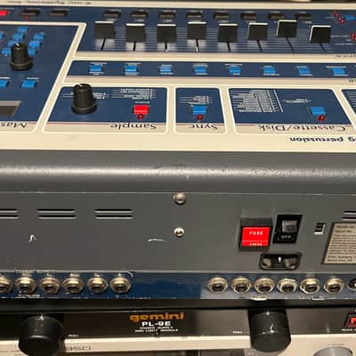 E-MU Systems SP-12 turbo 8-Voice Drum Sampler 1985 - 1987 - Blue image 9