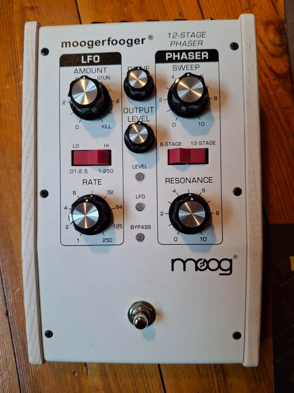Moog MF-103 Moogerfooger 12-Stage Phaser 2012 - White image 1