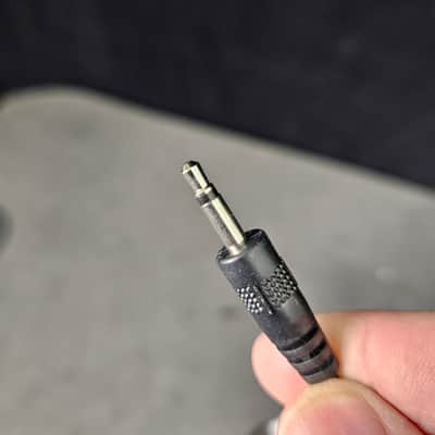 Electro Harmonix - MW35-0900100 - 9V AC Adapter - Male Tip - NEW image 4