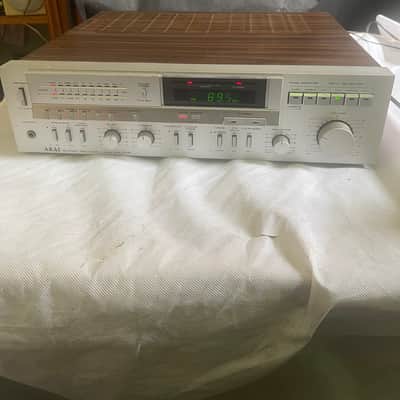 Akai AA-R41 1981 - Silver image 4