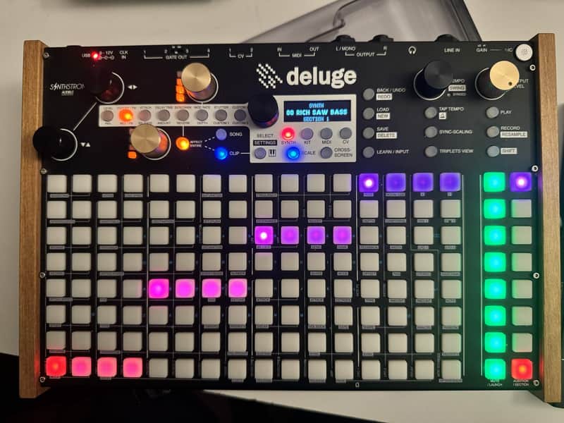 Synthstrom Audible Deluge 64-Voice Desktop Synthesizer with OLED Display
