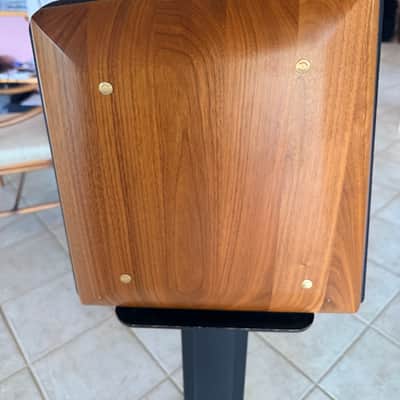 Sonus Faber Concerto (Original) — Handcrafted in Italy, Walnut/Leather, Bi-Wire Pair image 8