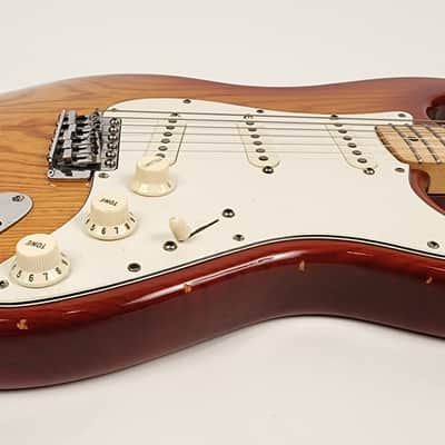 Fender Stratocaster with Maple Fretboard 1979 - 1981 - Sienna Sunburst image 3