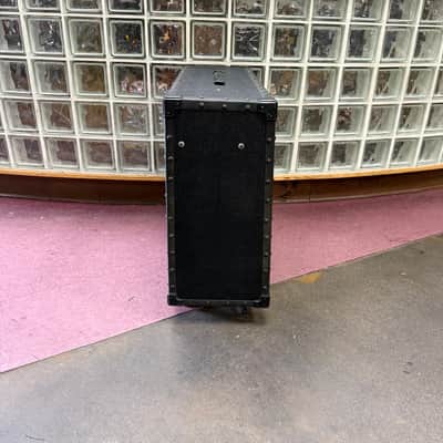 Used Roland JC-120 Jazz Chorus 2-Channel 120-Watt 2x12" Guitar Solid State Combo Amp Amplifier 1975 - 1993 - Black image 6