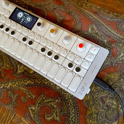 Teenage Engineering OP-1 Field Portable Synthesizer Workstation 2022 - Present - White image 9