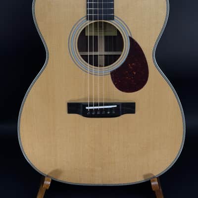 Eastman E8OM-TC Acoustic Guitar image 2