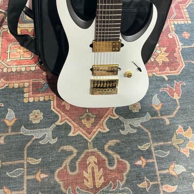 Ibanez K7YANG Brian "Head" Welch Signature 7-string Electric Guitar - Matte White image 4
