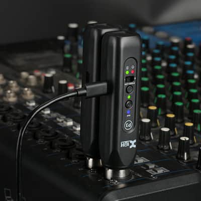 Xvive P3 Bluetooth Audio Receiver image 5