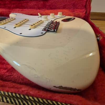 Vintage Fender  Stratocaster 1985 MIJ E serial image 10
