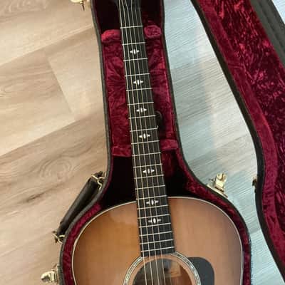 Taylor 517e Grand Pacific 2024 - Torrefied spruce top, Urban bark sides and back with shaded edge burst image 22