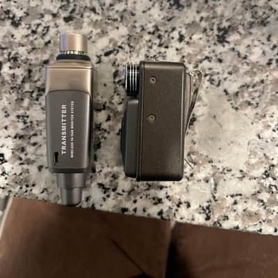 Xvive U4 Wireless In-Ear Monitor System 2019 - 2020 - Black image 5