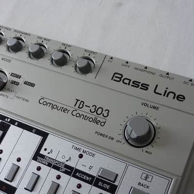 Roland TB303 Bass Line -Serviced image 12