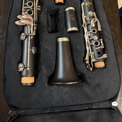 Giardinelli Intermediate Clarinet Grenadilla Wood Silver Plated Keys image 4