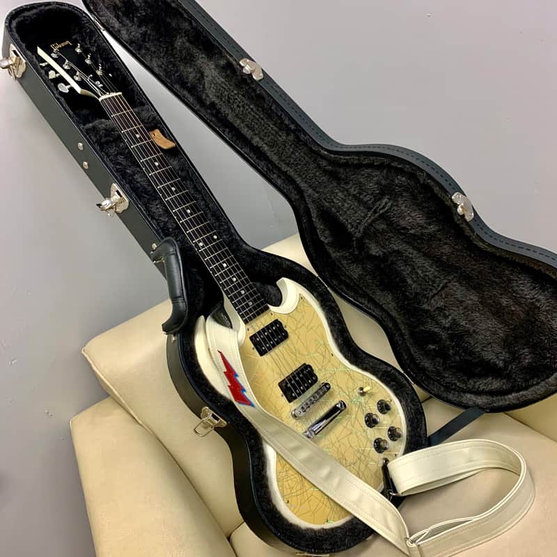 Gibson Guitar Of The Week #17 SG Special 2007 - Satin Classic White with White Jazz Pickguard