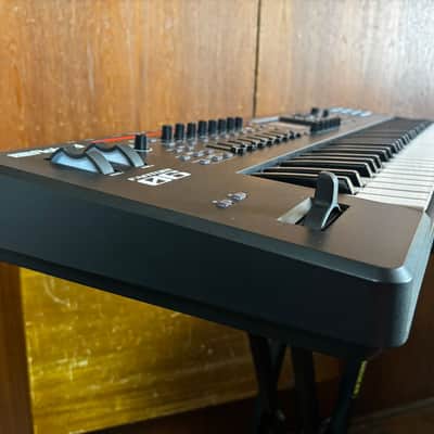 Roland FANTOM-06 Synthesizer Keyboard w/ gig bag image 6