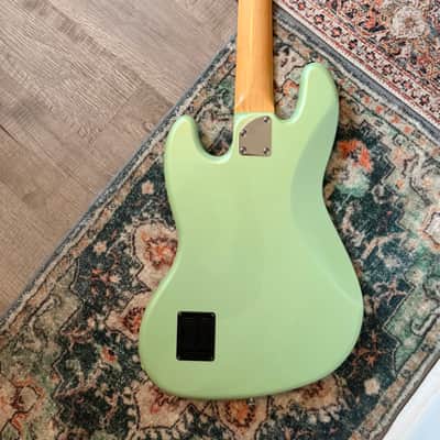Fender 5 String Bass image 3