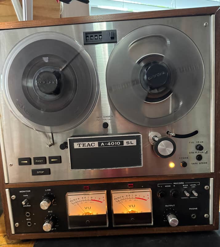 TEAC A-4010SL Stereo Reel to Reel Tape Recorder Tested Record/Play