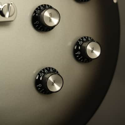 2011 Gibson Les Paul Studio SILVERBURST image 6