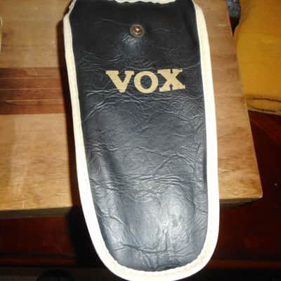 Vox Wah V846 1970 - Black/Chrome (Red Halo)w/bag image 8