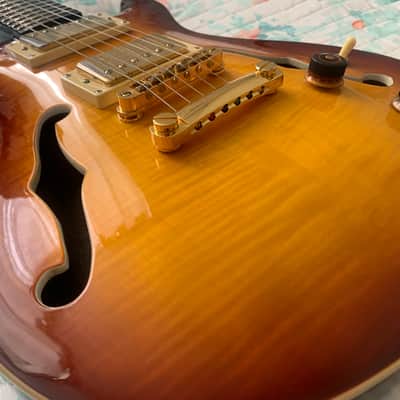 AIO Wolf KLP 45FM Electric Guitar - Honey Burst image 7